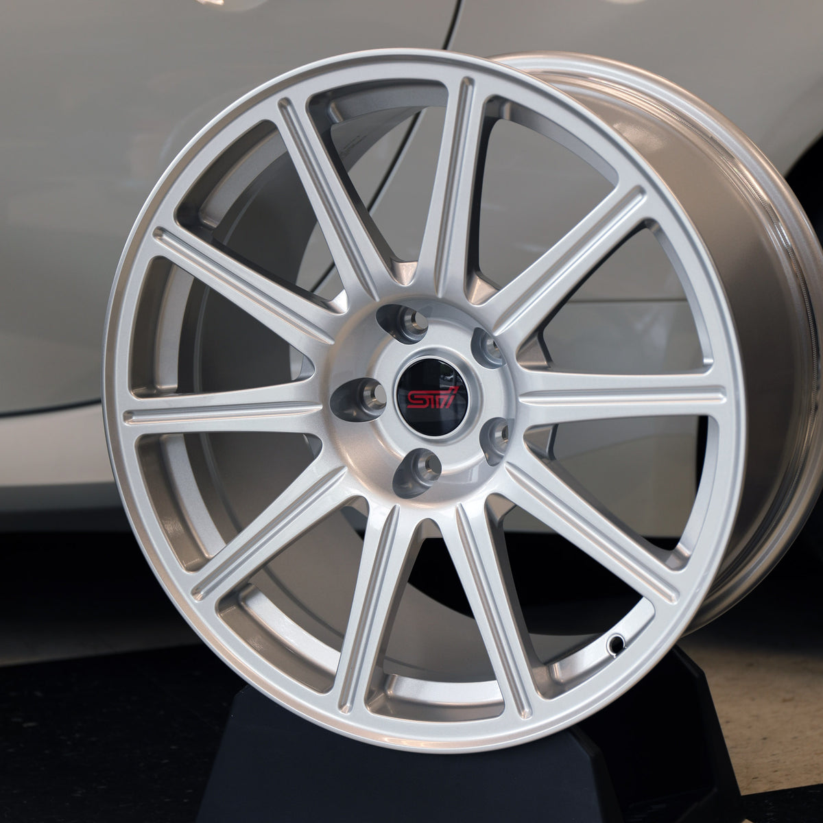 Mach V Stellar 18x9.5" 5x114