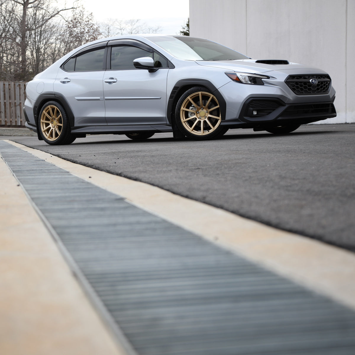 Mach V Crucial 18x9.5&quot; 5x114