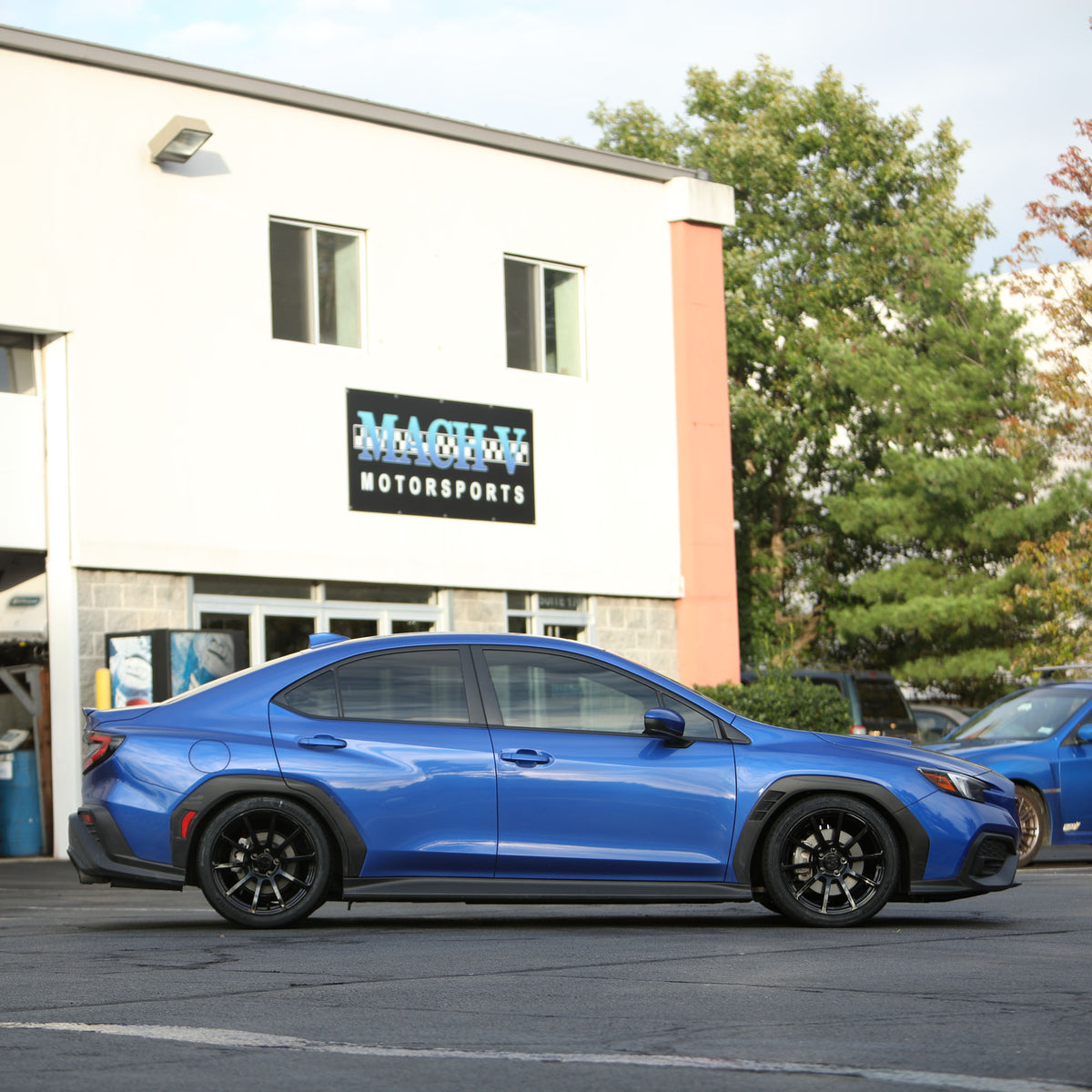 Mach V Crucial 18x9.5&quot; 5x114