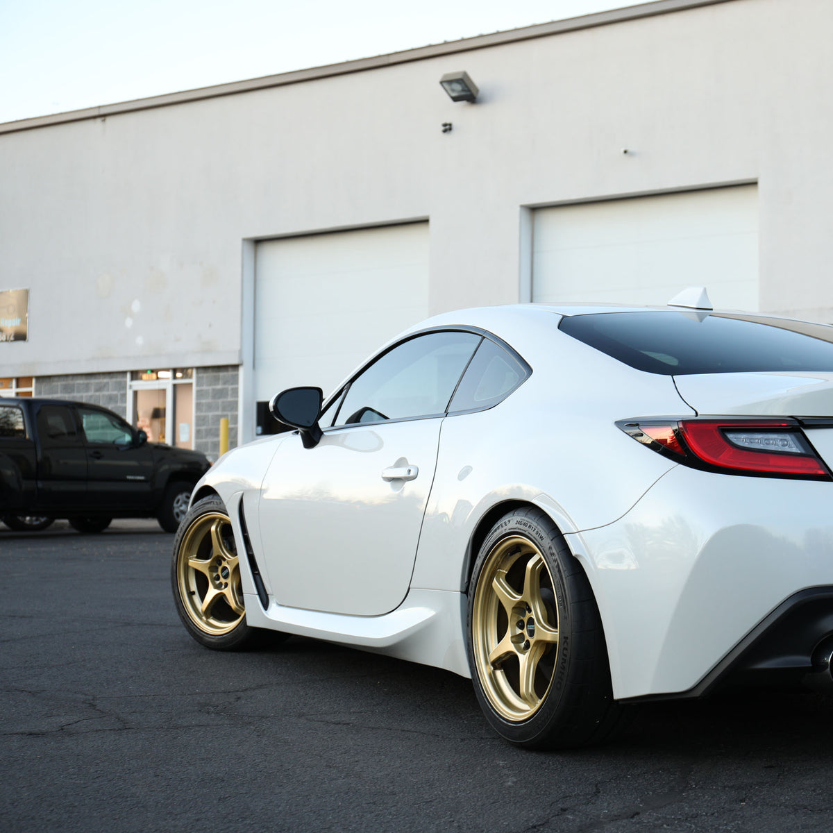 Mach V Awesome Wheel 17x9&quot;