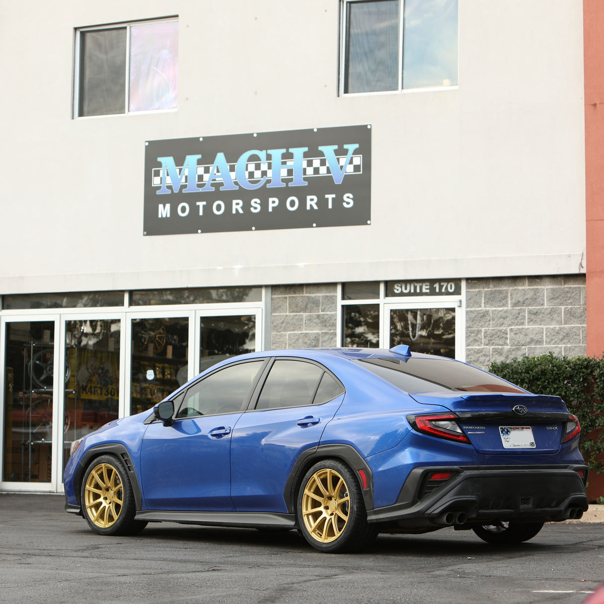 Mach V Crucial 18x9.5&quot; 5x114