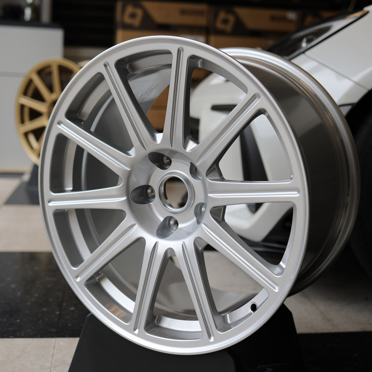 Mach V Stellar 18x9.5" 5x114