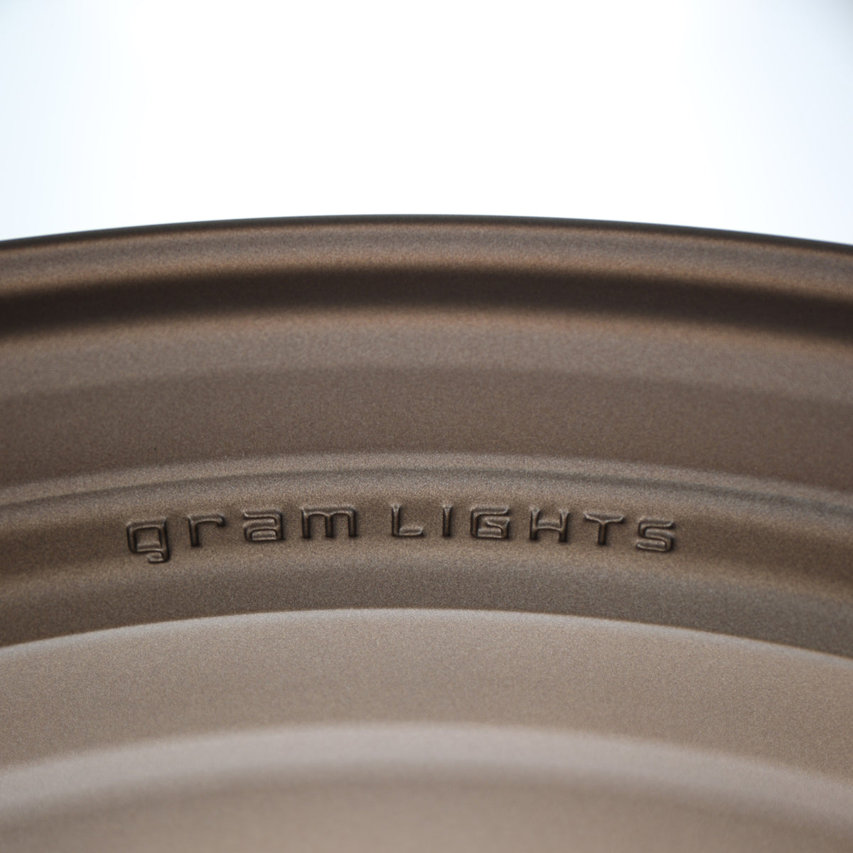 Rays Gram Lights 57CR 18x9.5 +38 5x114