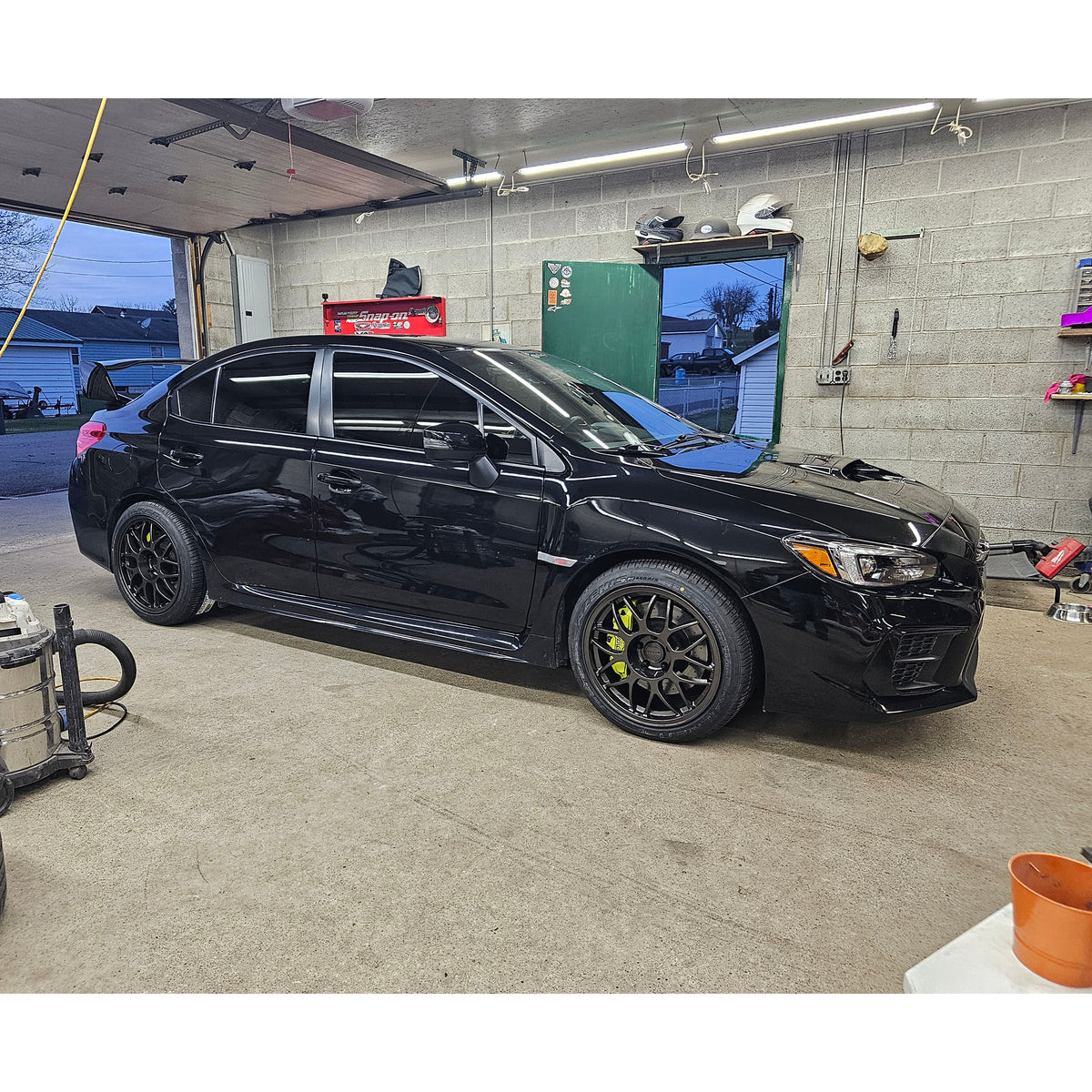 Rota Dragonfly 18x9.5 +40 5x114