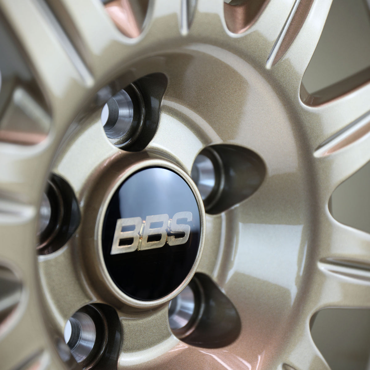 Mach V Stellar 17x8&quot; 5x100