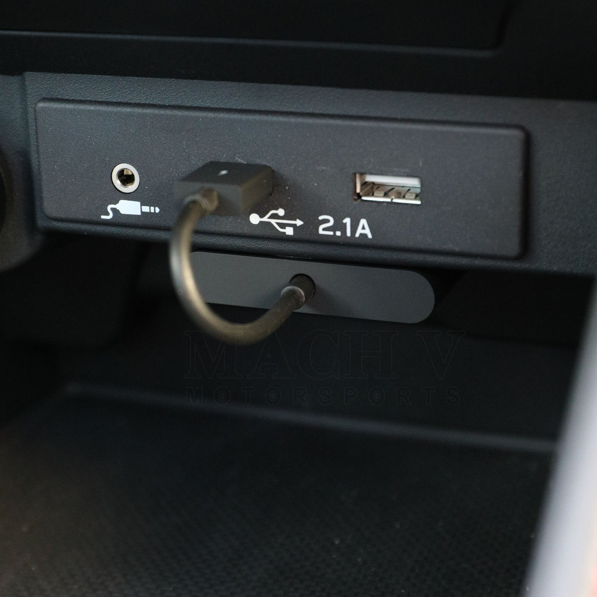 Wireless Apple CarPlay Adapter