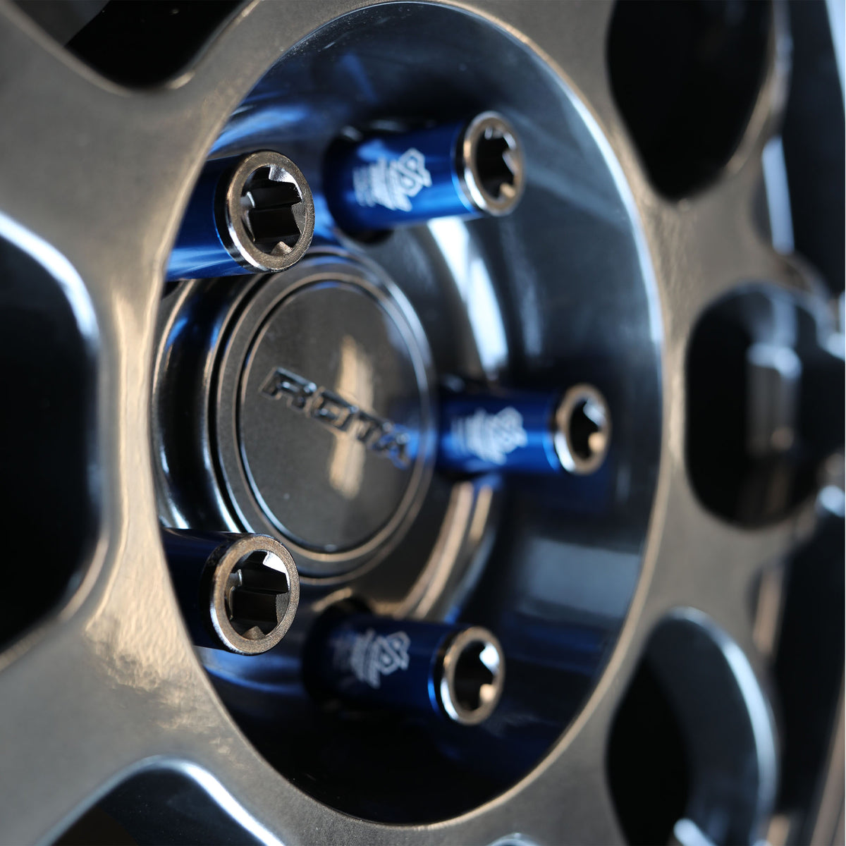 Kics Racing Dual Phase System DP50 Lug Nut Set
