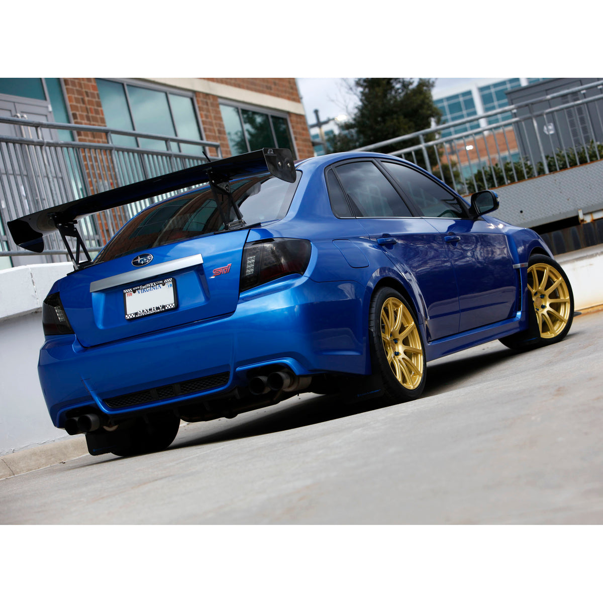 Mach V Crucial 18x9.5&quot; 5x114