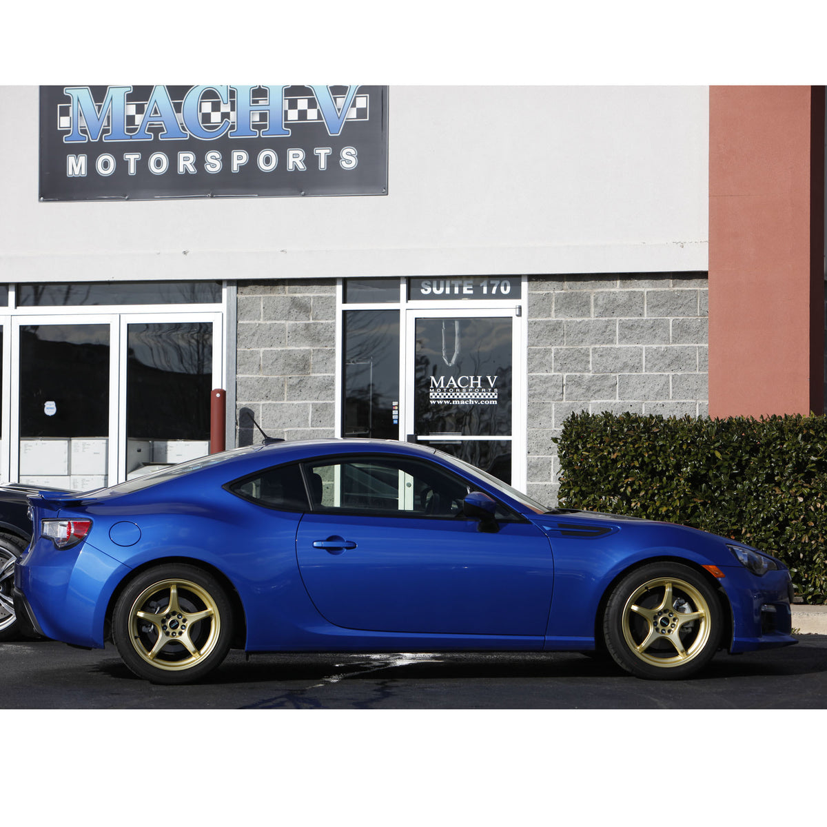 Mach V Awesome Wheel 17x9&quot;