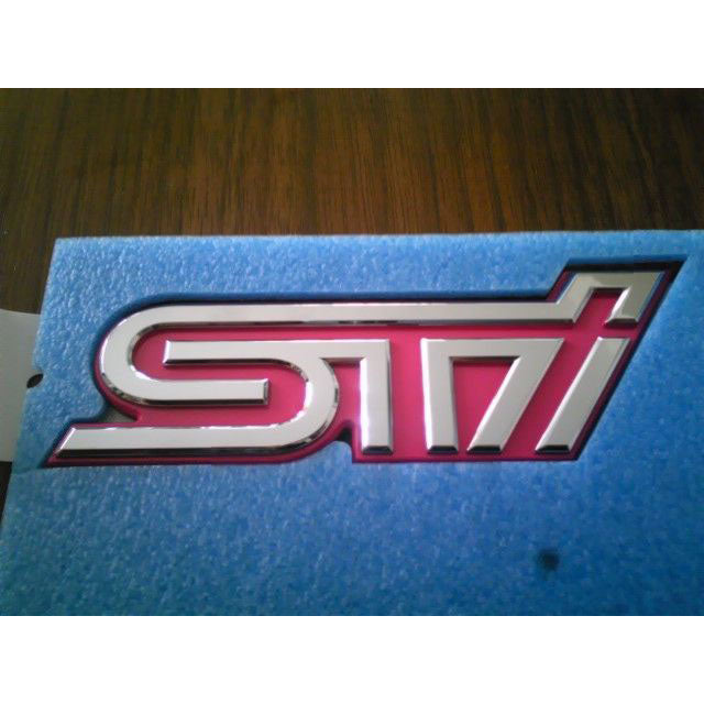 STi Trunk Badge