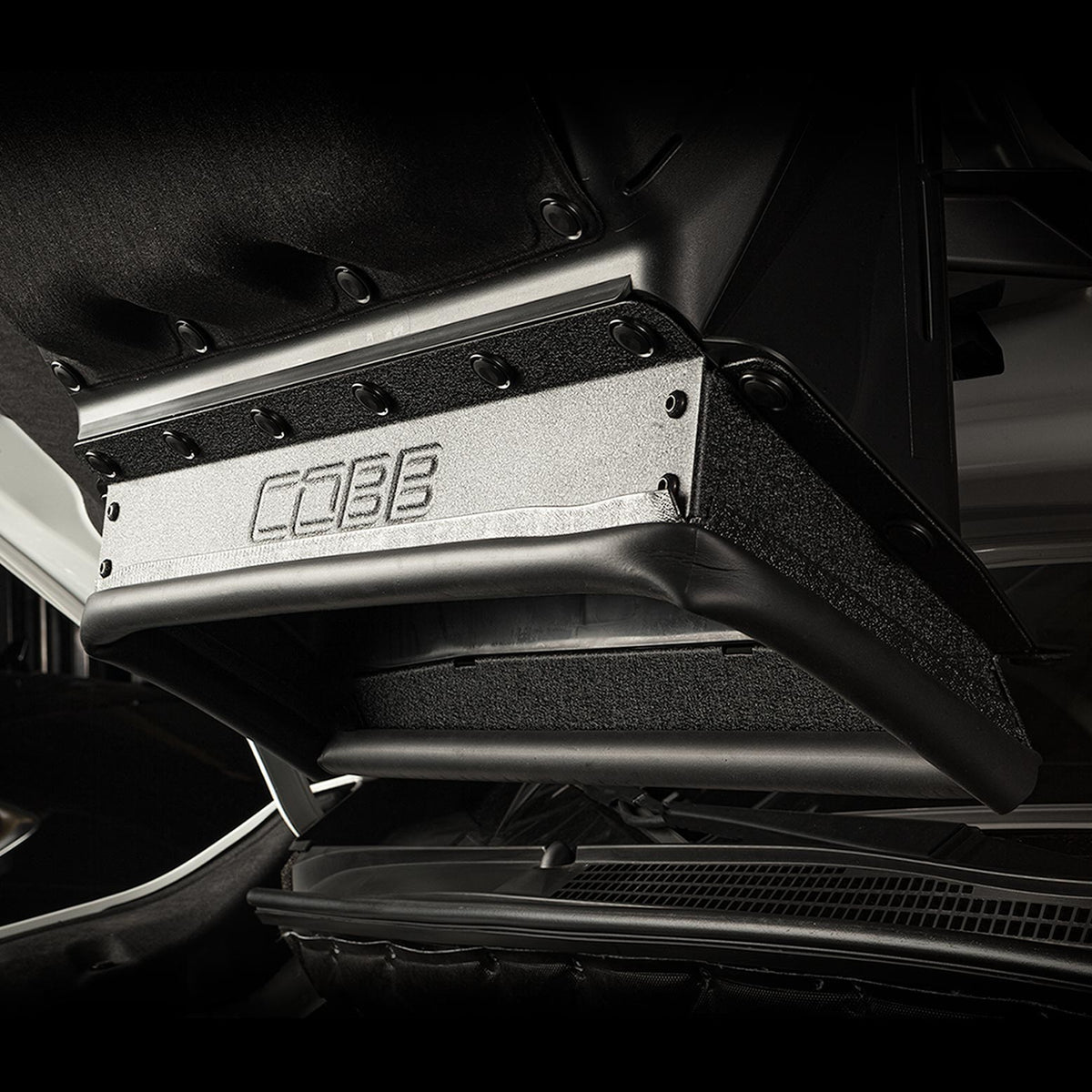 Cobb Top Mount Intercooler 2019-2022 Ascent