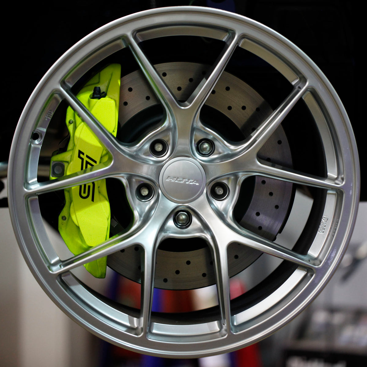 Subaru STI 6-Piston/2-Piston Brembo Brake Kit