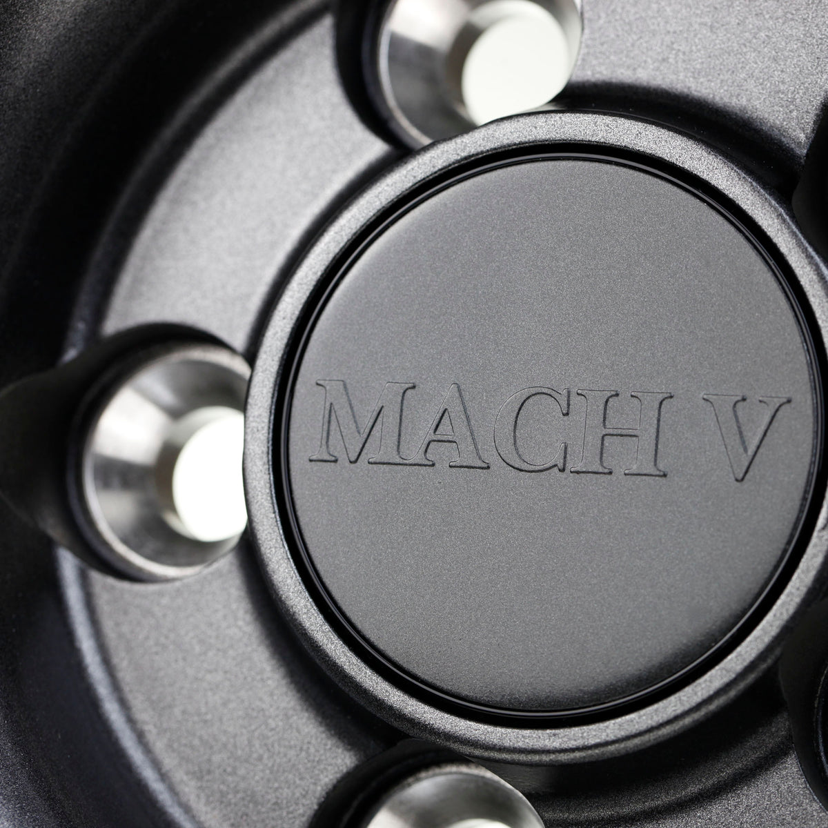 Mach V Crucial 18x9.5&quot; 5x100