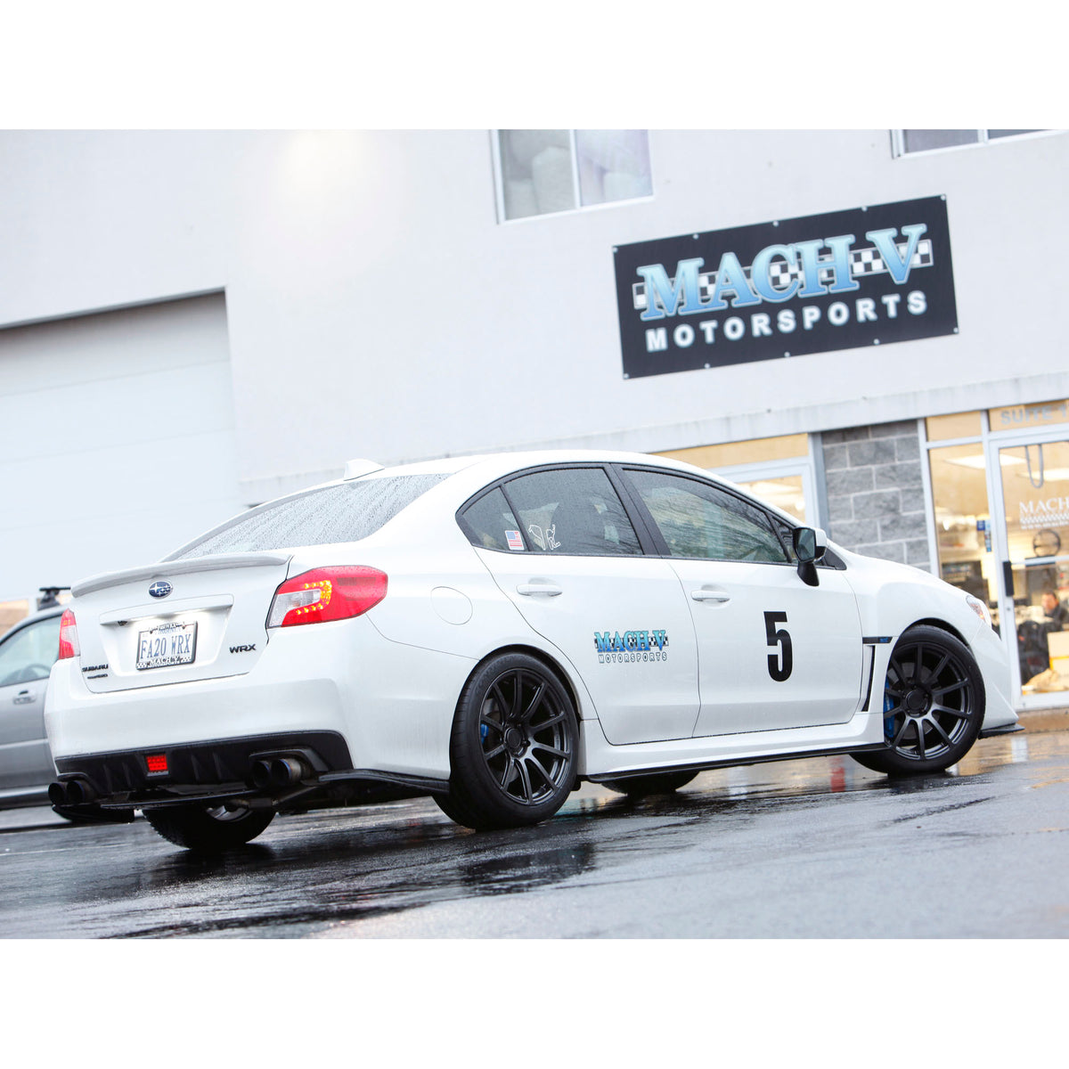 Mach V Crucial 18x9.5&quot; 5x114