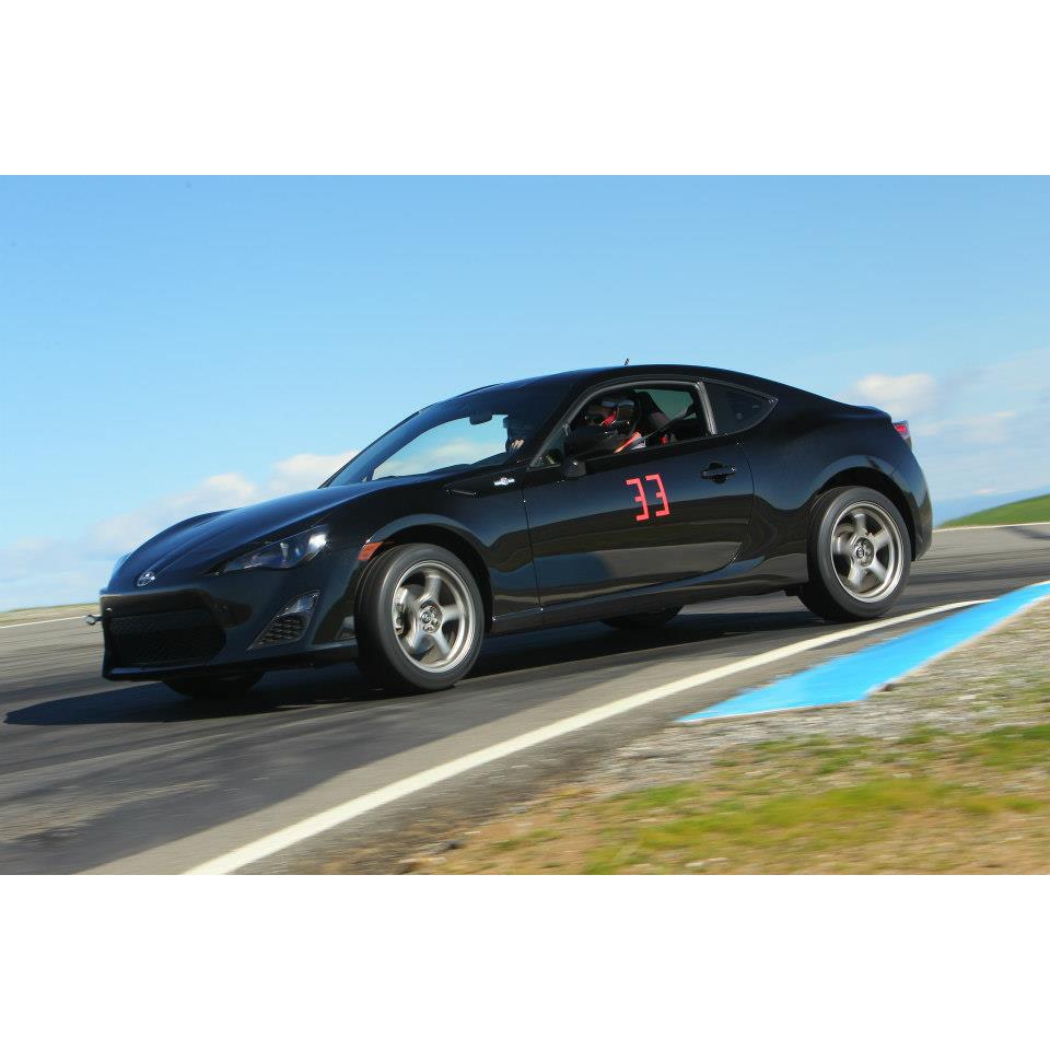 Mach V Awesome Wheel 17x9&quot;