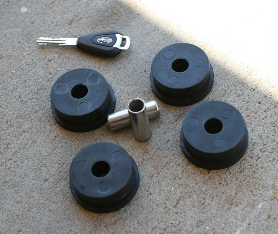 Turn In Concepts Diff Mount Bushings Race (with key for scale)